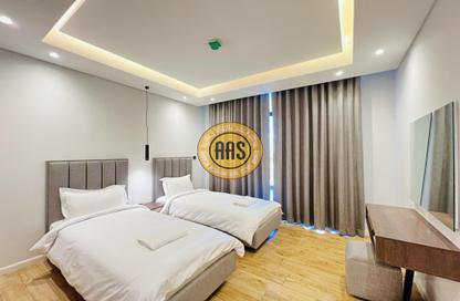 Apartment - 2 Bedrooms - 3 Bathrooms for sale in Diamond Building - Jumeirah Garden City - Al Satwa - Dubai