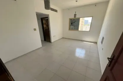 Apartment - 1 Bedroom - 1 Bathroom for rent in Al Rashidiya Towers - Al Rashidiya - Ajman Downtown - Ajman