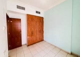 شقة - 2 غرف نوم - 2 حمامات للكراء في شارع عمار بن ياسر - القاسمية - الشارقة