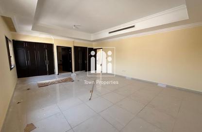 Villa - 7+ Bedrooms - 7+ Bathrooms for rent in Shakhbout City - Abu Dhabi