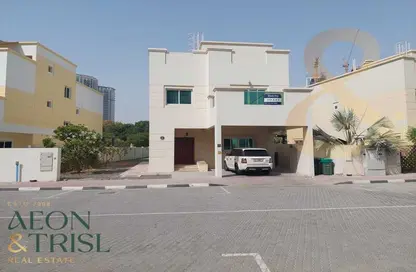 Villa - 4 Bedrooms - 5 Bathrooms for rent in Circle Villas - Jumeirah Village Circle - Dubai