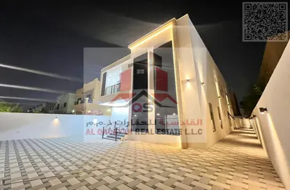 Villa - 5 Bedrooms - 7 Bathrooms for sale in Al Mowaihat 1 - Al Mowaihat - Ajman
