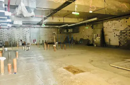 Shop - Studio for rent in Kay 1 Building - Al Satwa - Dubai