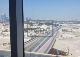 مكتب للكراء في برج كريستال - الخليج التجاري - دبي