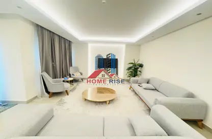 Townhouse - 4 Bedrooms - 5 Bathrooms for rent in Sharjah Sustainable City - Sharjah