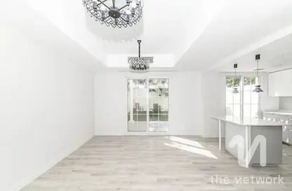 Townhouse - 2 Bedrooms - 2 Bathrooms for rent in Springs 3 - The Springs - Dubai