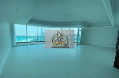 دوبلكس - 3 غرف نوم - 5 حمامات للايجار في برج بالغيلم - شارع الكورنيش - أبوظبي