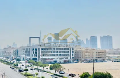 Apartment - 3 Bedrooms - 2 Bathrooms for rent in Umm E Hurair Building - Al Karama - Dubai