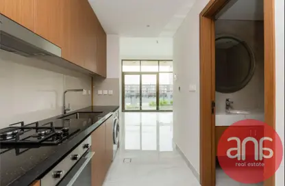 شقة - 1 حمام للايجار في عزيزي فيستا - ستوديو سيتي - دبي شقة - 1 حمام للايجار في عزيزي فيستا - ستوديو سيتي - دبي