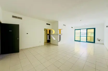 Apartment - 2 Bedrooms - 2 Bathrooms for rent in Mankhool Building - Mankhool - Bur Dubai - Dubai