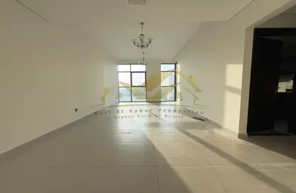 Apartment - 2 Bedrooms - 3 Bathrooms for rent in Jumeirah Garden City - Al Satwa - Dubai