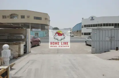Warehouse - Studio - 7+ Bathrooms for sale in Sharjah Industrial Area - Sharjah