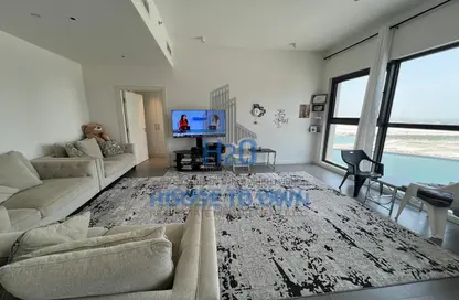 Apartment - 1 Bedroom - 1 Bathroom for sale in Pixel - Makers District - Al Reem Island - Abu Dhabi