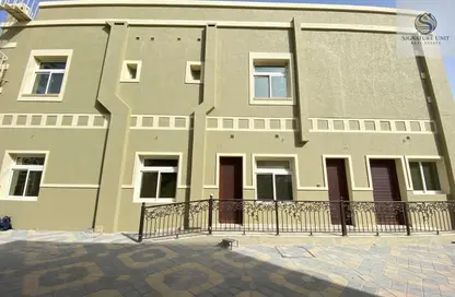 فيلا - 4 غرف نوم - 6 حمامات للايجار في القوز 1 - القوز - دبي