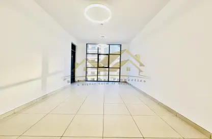 Apartment - 1 Bedroom - 2 Bathrooms for rent in Jumeirah Garden City - Al Satwa - Dubai