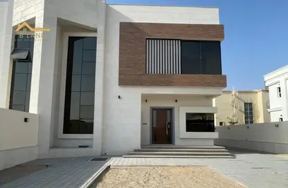 Villa - 4 Bedrooms - 5 Bathrooms for rent in Al Hooshi Villas - Hoshi - Al Badie - Sharjah