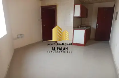 Office Space - Studio - 1 Bathroom for rent in Al Butina - Sharjah