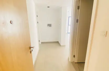 شقة - 3 غرف نوم - 5 حمامات للايجار في أسواق للعقارات - الممشى - مويلح - الشارقة