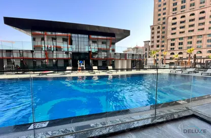 صورة لـ حوض سباحة شقة - غرفة نوم - 1 حمام للايجار في بن غاطي افنيو - الجداف - دبي ، صورة رقم 1