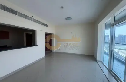Apartment - 1 Bedroom - 2 Bathrooms for rent in Hub Canal 2 - Hub-Golf Towers - Dubai Sports City - Dubai