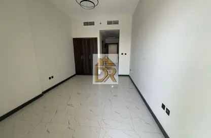 Apartment - Studio - 1 Bathroom for rent in Rukan Tower B - Rukan Tower - Dubai Land - Dubai