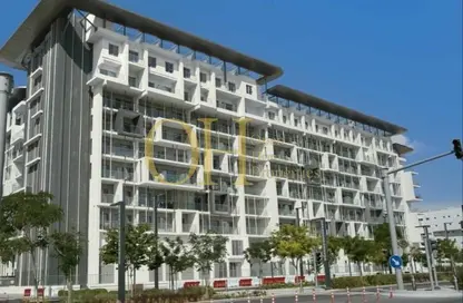 Apartment - 2 Bedrooms - 3 Bathrooms for sale in Oasis 1 - Oasis Residences - Masdar City - Abu Dhabi