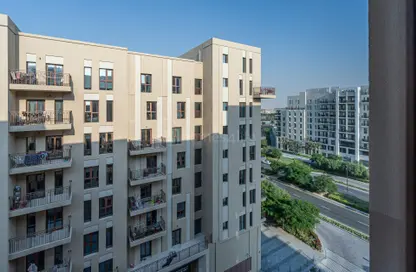 Apartment - Studio - 1 Bathroom for sale in Zahra Breeze Apartments 3B - Zahra Breeze Apartments - Town Square - Dubai