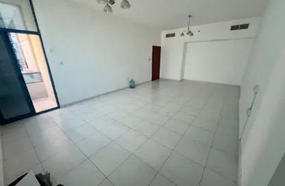 شقة - 2 غرف نوم - 3 حمامات للايجار في برج فالكون 2 - أبراج فالكون - عجمان وسط المدينة - عجمان شقة - 2 غرف نوم - 3 حمامات للايجار في برج فالكون 2 - أبراج فالكون - عجمان وسط المدينة - عجمان