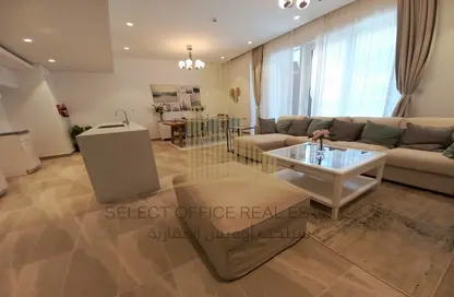 Living / Dining Room image for: Apartment - 2 Bedrooms - 3 Bathrooms for rent in Qaryat Al Hidd - Saadiyat Island - Abu Dhabi, Image 1
