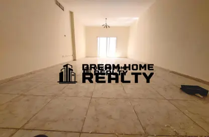 Apartment - 2 Bedrooms - 2 Bathrooms for rent in Rose Tower - Al Khan - Sharjah