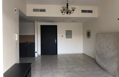 Apartment - 1 Bedroom - 2 Bathrooms for rent in Diamond Views 4 - Diamond Views - Jumeirah Village Circle - Dubai