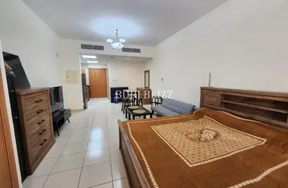 شقة - 1 حمام للايجار في مالباري 2 - حدائق الإمارات 2 - قرية الجميرا سركل - دبي