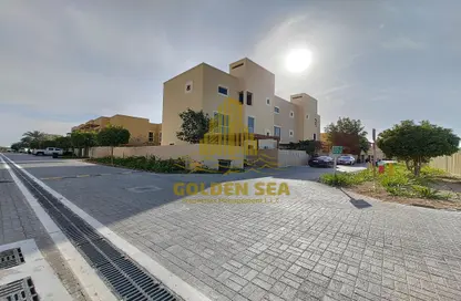 Outdoor House image for: Villa - 4 Bedrooms - 5 Bathrooms for rent in Qattouf Community - Al Raha Gardens - Abu Dhabi, Image 1