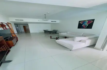 Apartment - 1 Bedroom - 2 Bathrooms for rent in Ocean Heights - Dubai Marina - Dubai