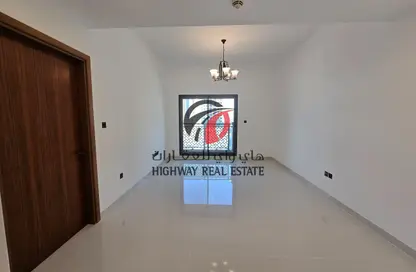 شقة - غرفة نوم - 2 حمامات للايجار في جداف فيوز - الجداف - دبي