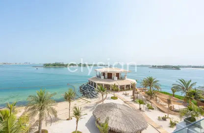 Apartment - 1 Bedroom - 2 Bathrooms for rent in Azure Residences - Palm Jumeirah - Dubai
