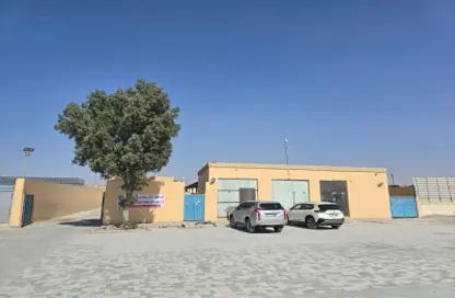 سكن الموظفين - استوديو - 8 حمامات للبيع في آلصجعه - الشارقة