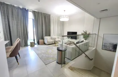 شقة - 2 غرف نوم - 3 حمامات للايجار في إليجانز من الدانوب - منطقة 14 - قرية جميرا الدائرية - دبي