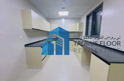 شقة - 2 غرف نوم - 4 حمامات للايجار في القصيص 2 - منطقة القصيص السكنية - القصيص - دبي