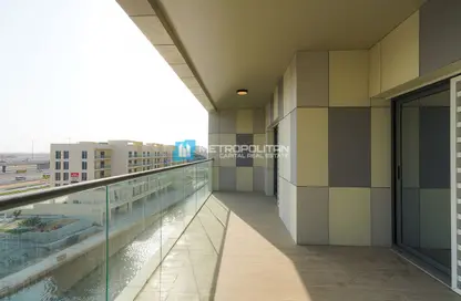 Apartment - 2 Bedrooms - 3 Bathrooms for sale in Al Raha Lofts - Al Raha Beach - Abu Dhabi