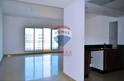 Apartment - 2 Bedrooms - 2 Bathrooms for sale in Tower 10 - Al Reef Downtown - Al Reef - Abu Dhabi