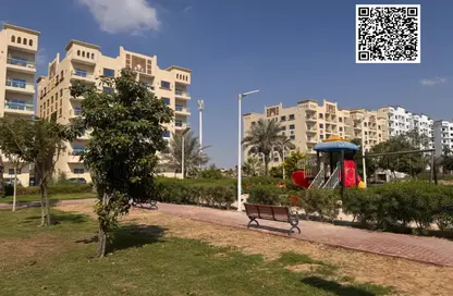 شقة - 2 غرف نوم - 3 حمامات للبيع في قرية الأميرة - عجمان