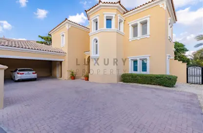 Outdoor House image for: Villa - 4 Bedrooms - 3 Bathrooms for rent in Alvorada 2 - Alvorada - Arabian Ranches - Dubai, Image 1