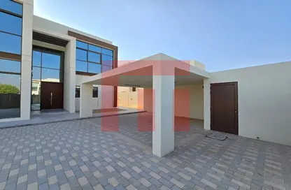 Villa - 4 Bedrooms - 6 Bathrooms for rent in Nad Al Dhabi - Al Jubail Island - Abu Dhabi