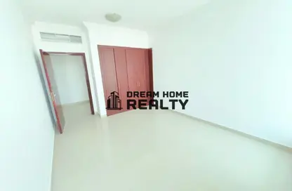 شقة - 2 غرف نوم - 3 حمامات للايجار في أبراج بن حم - التعاون - الشارقة شقة - 2 غرف نوم - 3 حمامات للايجار في أبراج بن حم - التعاون - الشارقة