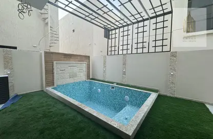 فيلا - 6 غرف نوم - 8 حمامات للبيع في الحليو 2 - الحليو - عجمان