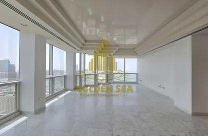 Apartment - 4 Bedrooms - 6 Bathrooms for rent in Baynuna Tower 1 - Corniche Road - Abu Dhabi