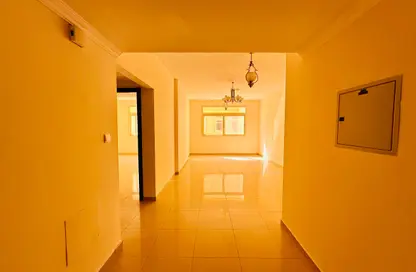 شقة - غرفة نوم - 2 حمامات للايجار في بناية مويليح 29 - مويلح - الشارقة شقة - غرفة نوم - 2 حمامات للايجار في بناية مويليح 29 - مويلح - الشارقة