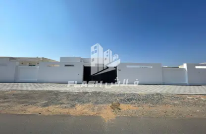 Outdoor House image for: Villa - 3 Bedrooms - 4 Bathrooms for sale in Al Dhait South - Al Dhait - Ras Al Khaimah, Image 1