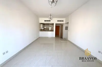 Apartment - 1 Bedroom - 2 Bathrooms for rent in Pulse Smart Residence - Jumeirah Village Circle - Dubai
